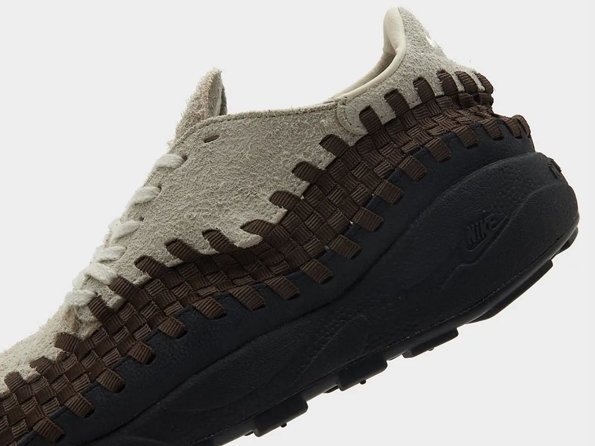 Close look of Air Footscape Woven &ldquo;Phantom/Earth&rdquo; sneakers&#039; sole (Image via Sneaker News)
