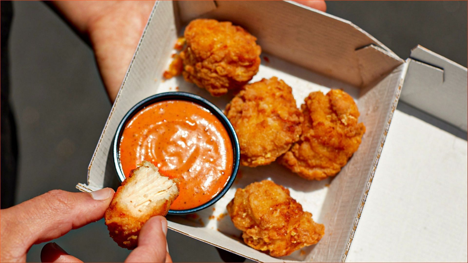 The new Chicken Nuggets are being tested at select stores starting October 12 (Image via Taco Bell)