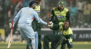 “Na ishq na pyaar mein..jo maza 8-0 ki haar mein!” – Virender Sehwag roasts Shoaib Akhtar amid IND vs PAK 2023 World Cup match