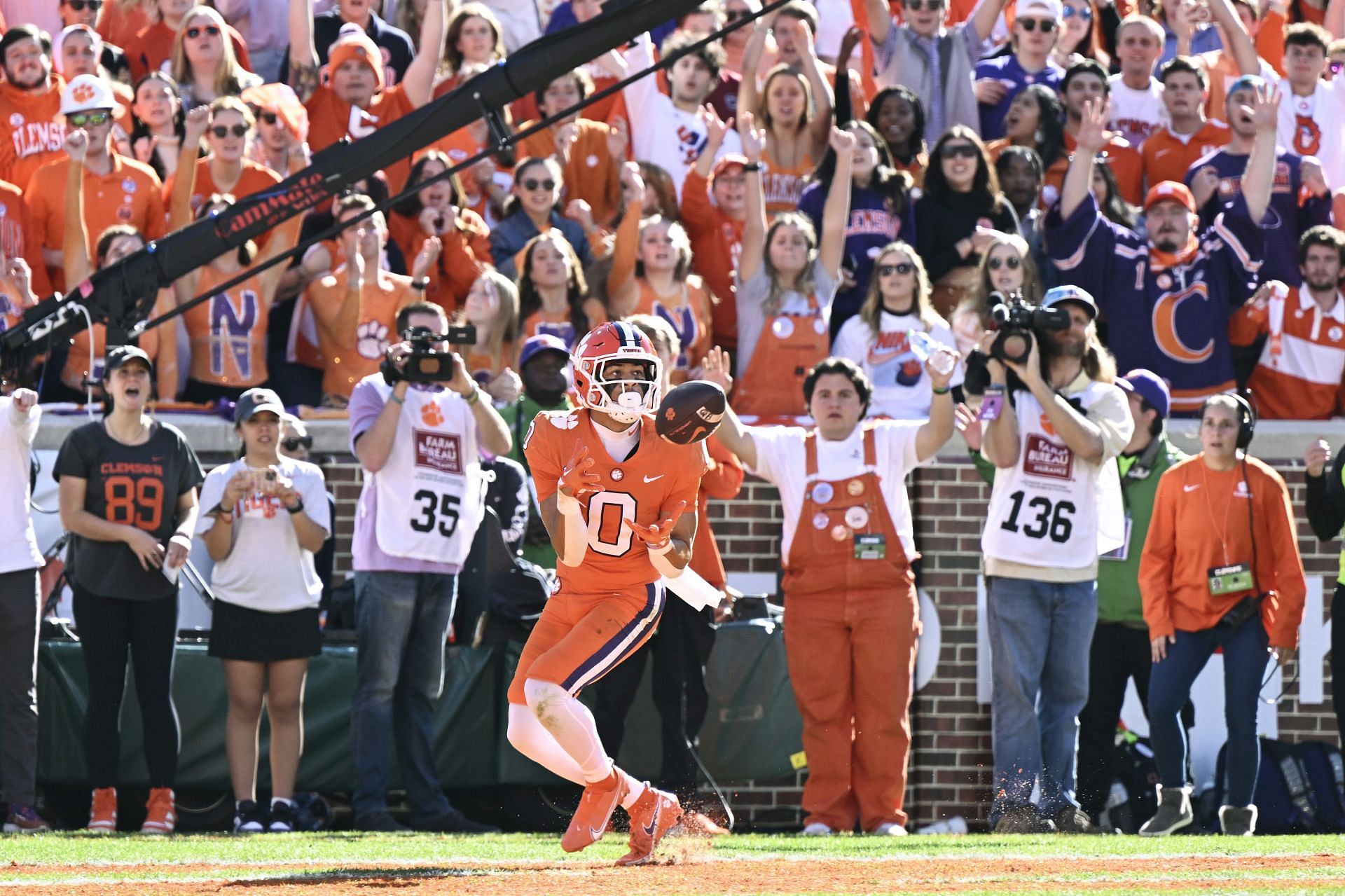 Clemson and South Carolina will play on Nov. 25