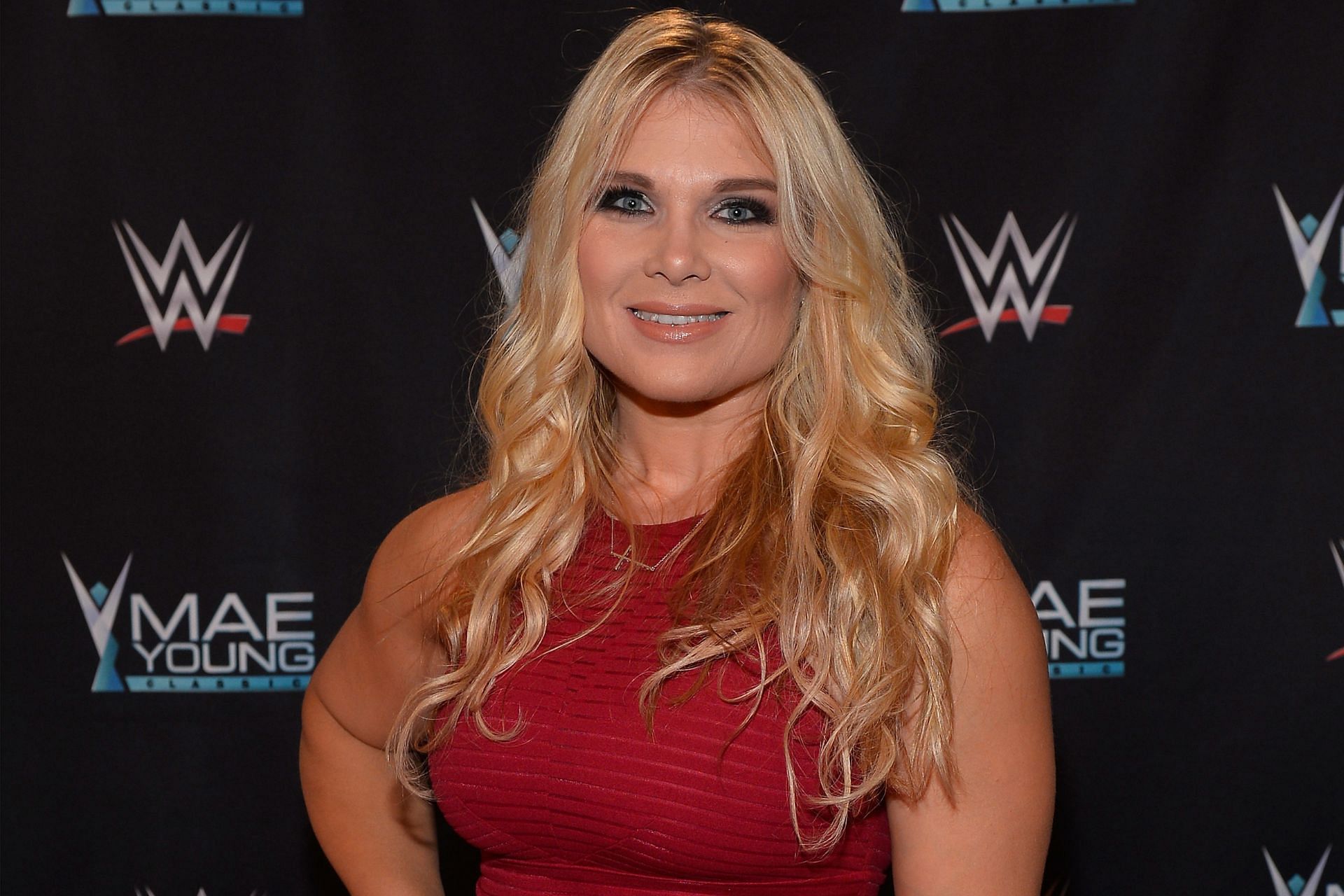 A female wrestler has her sights on a match with Beth Phoenix