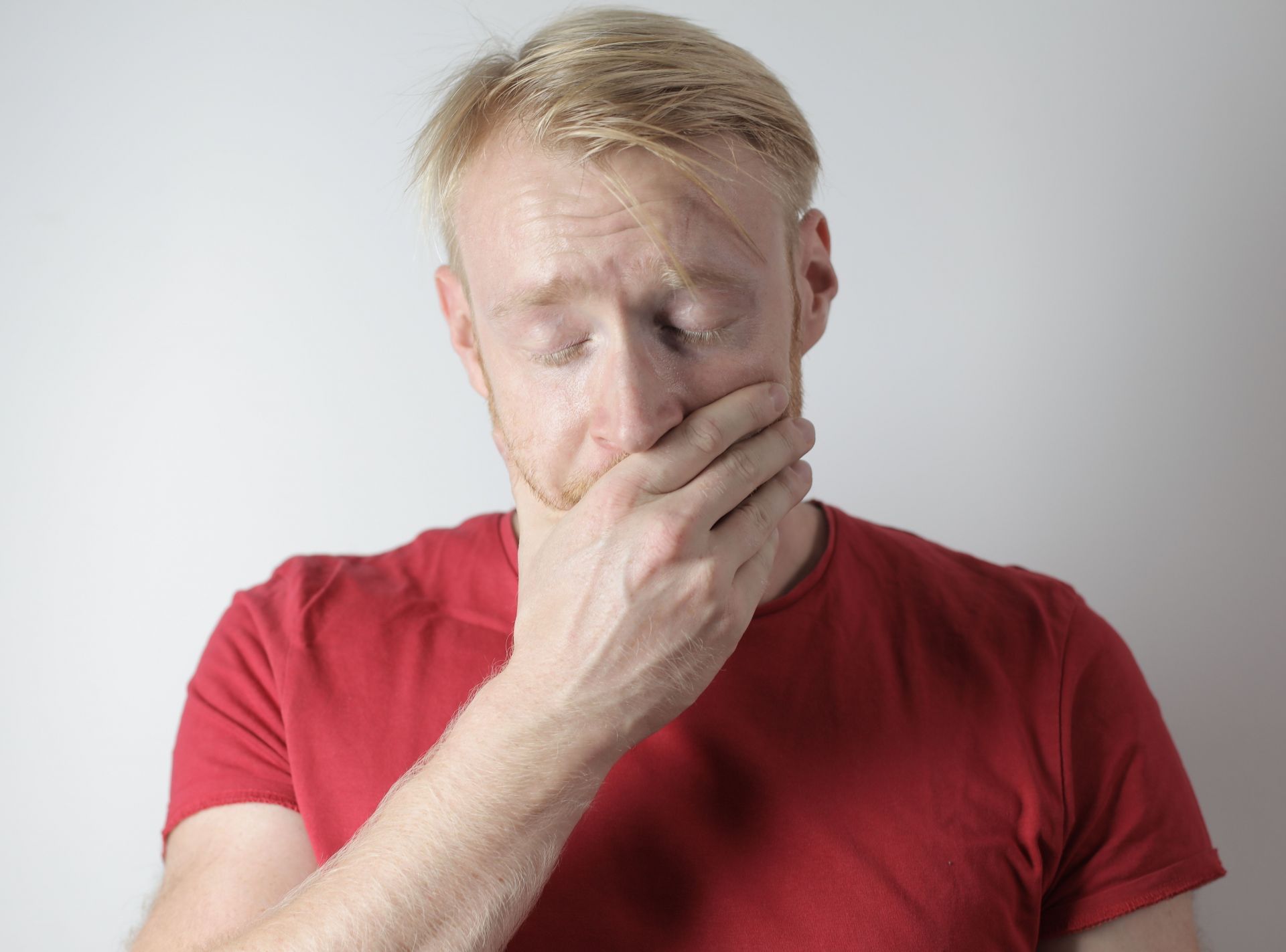 yawning while having a seizure (image sourced via Pexels / Photo by andrea)