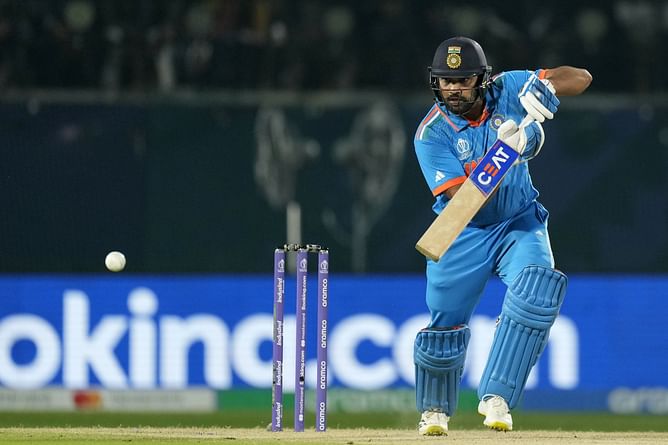 CWC 2023 : रोहित शर्मा ने छक्कों की 'स्पेशल हाफ-सेंचुरी' पूरी की, बड़ा कीर्तिमान हासिल करने वाले तीसरे बल्लेबाज बने