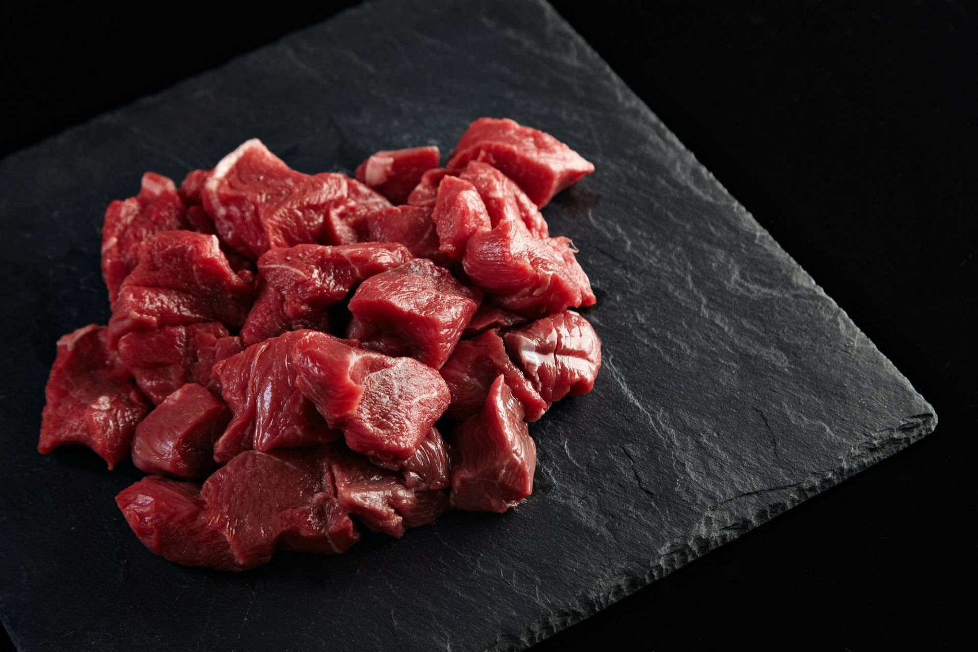 Red meat and Type 2 diabetes (Image by bublikhaus on Freepik)