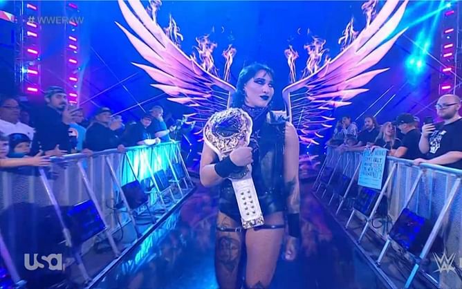 Rhea Ripley controversially defeats 5-time champion for the first time in over 2 years on RAW