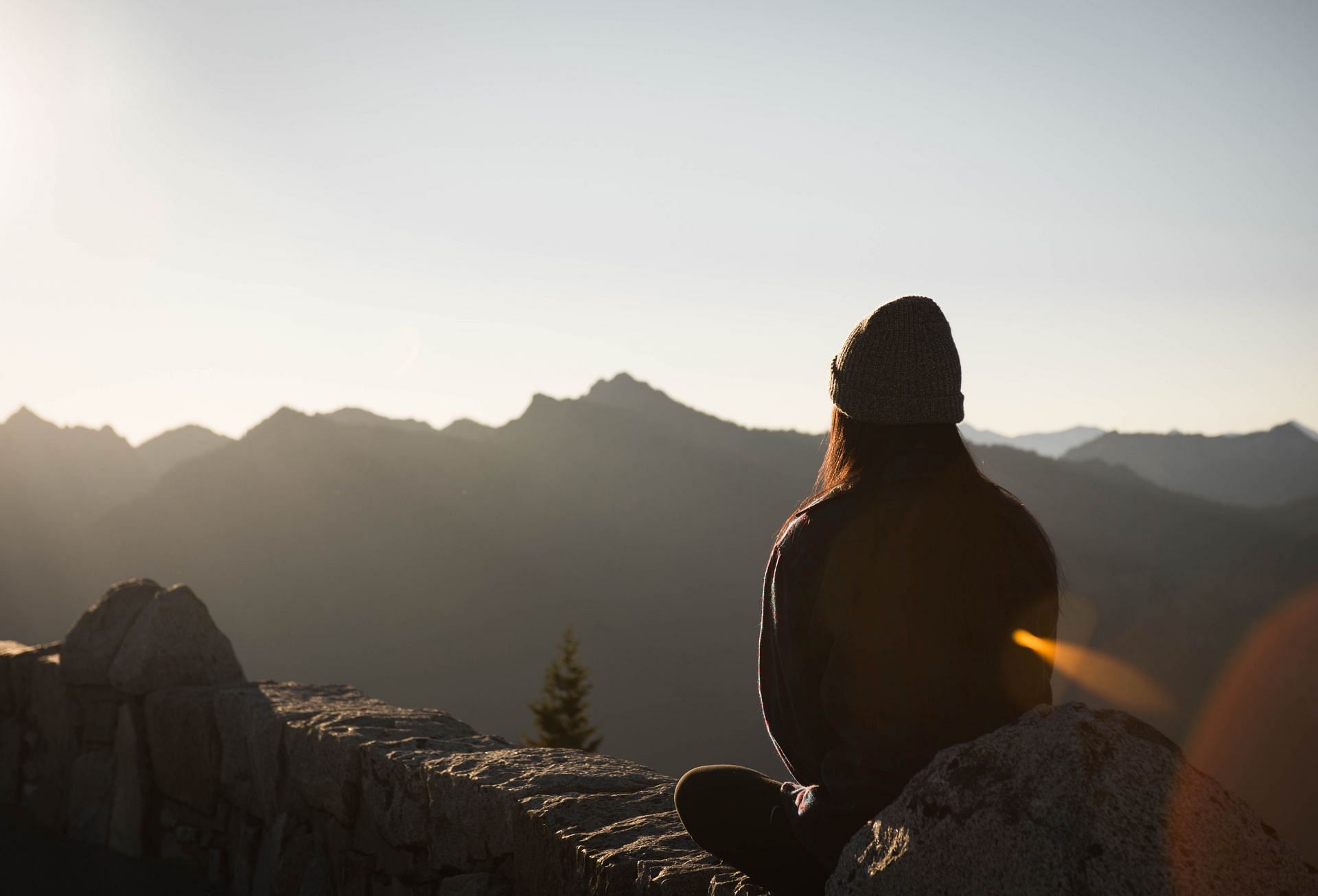 Meditation (Image via Unsplash/Daniel Mingook)