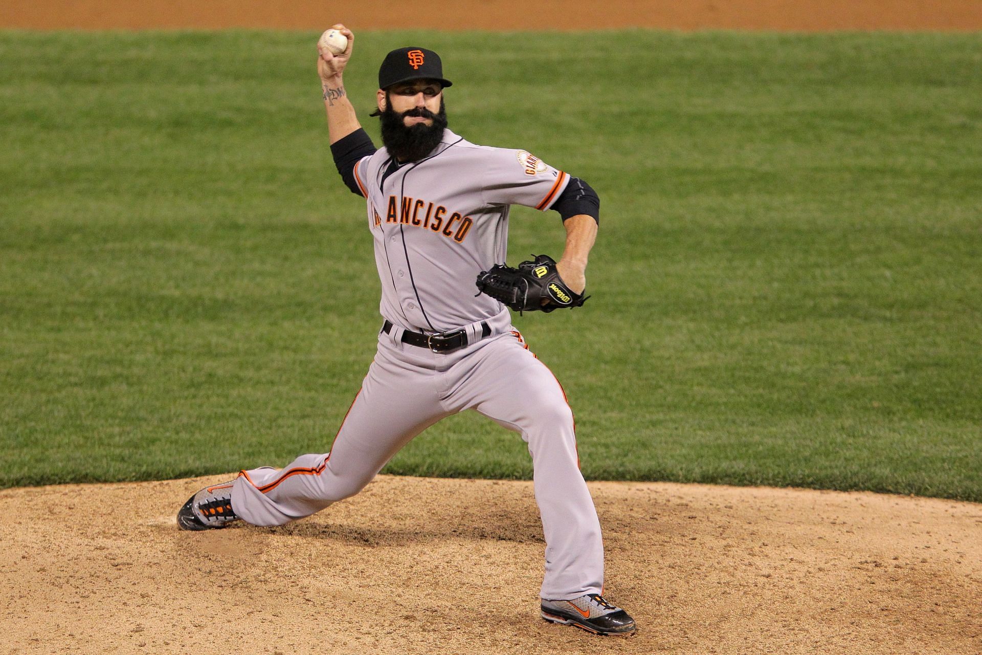 Brian Wilson recorded 30 saves for the Giants