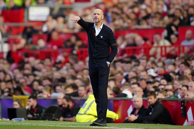 Manchester United Transfer News Roundup: Red Devils offer €50 million for Javi Guerra; club sent Casemiro warning, and more - October 20, 2023