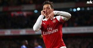 "You'll never walk alone" - Former Arsenal star Mesut Ozil reacts as Celtic fans show support to Palestine during their UCL clash