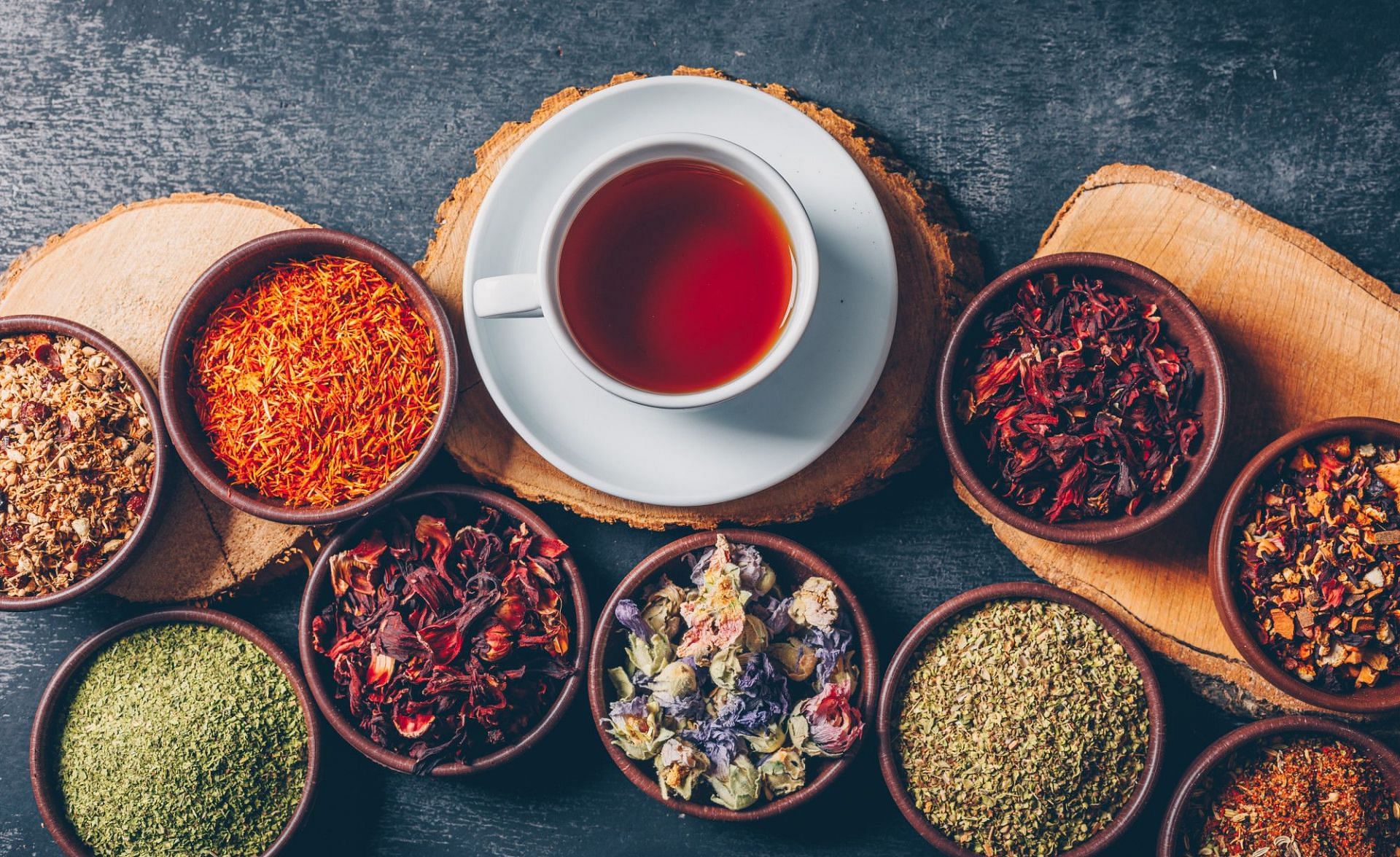 Herbal tea for detox (Image by 8photo on Freepik)