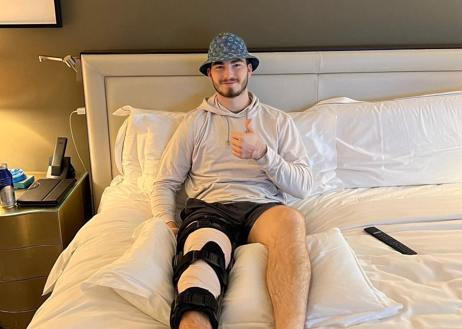 Canadiens star Kirby Dach provides update after surgery for ACL &amp; MCL injury