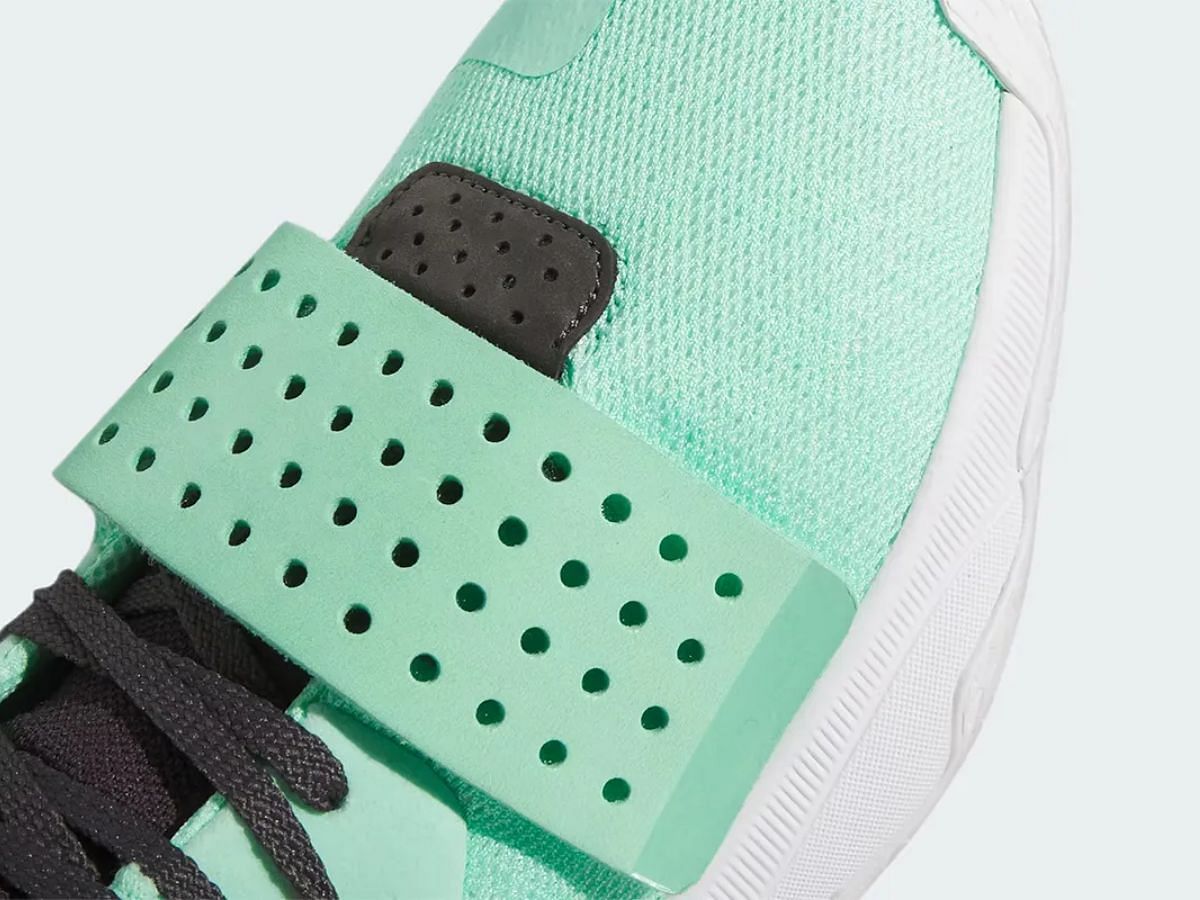 Adidas Dame 8 EXTPLY &ldquo;Pulse Mint&rdquo; sneakers closer view (Image via Sneaker News)