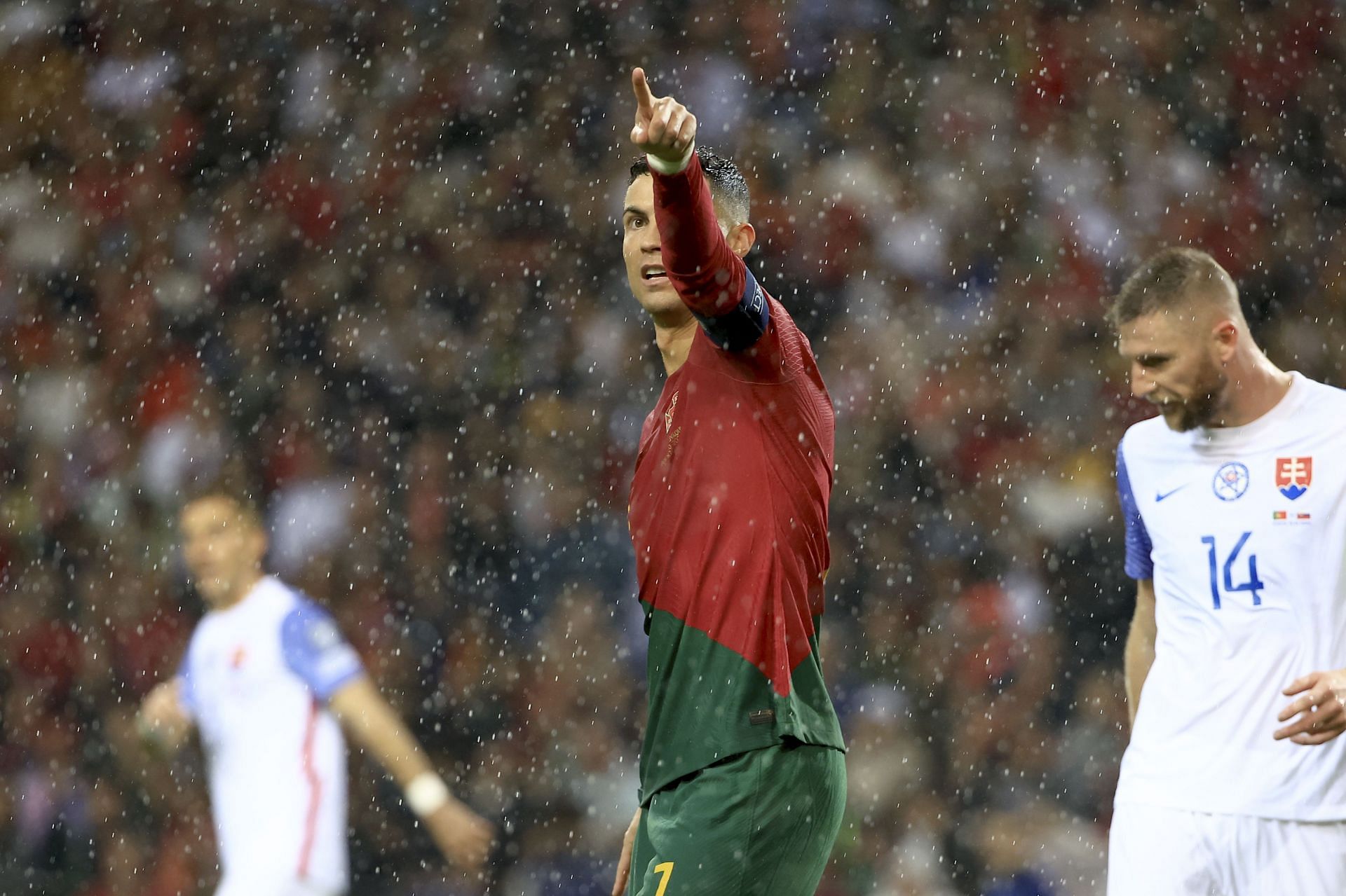 Cristiano Ronaldo sends message after helping Portugal qualify for UEFA