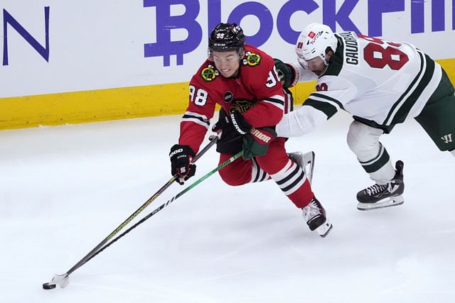 Wild Blackhawks Hockey