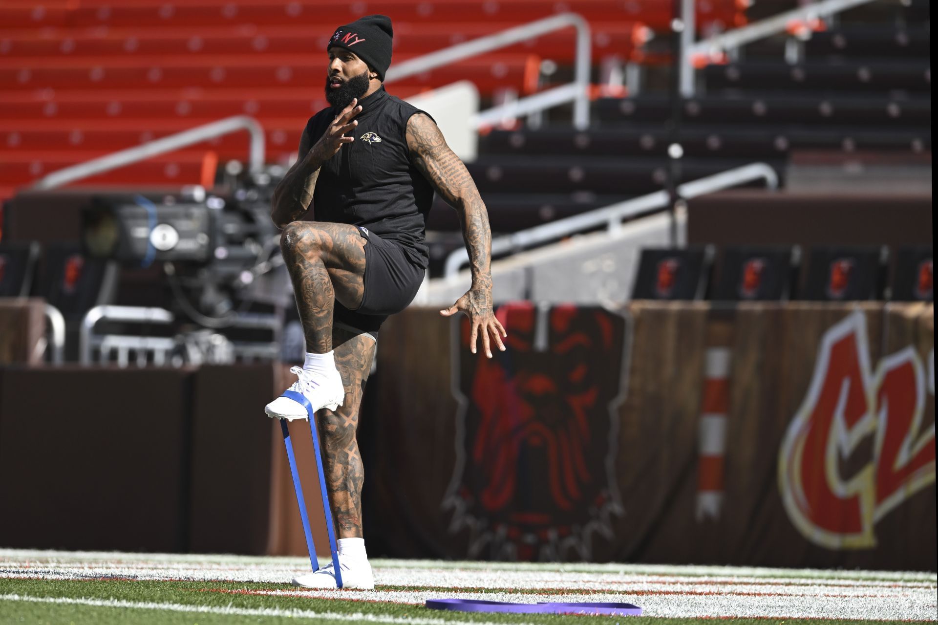 Odell Beckham Jr.'s injury woes continue as he takes mentorship role with  Ravens