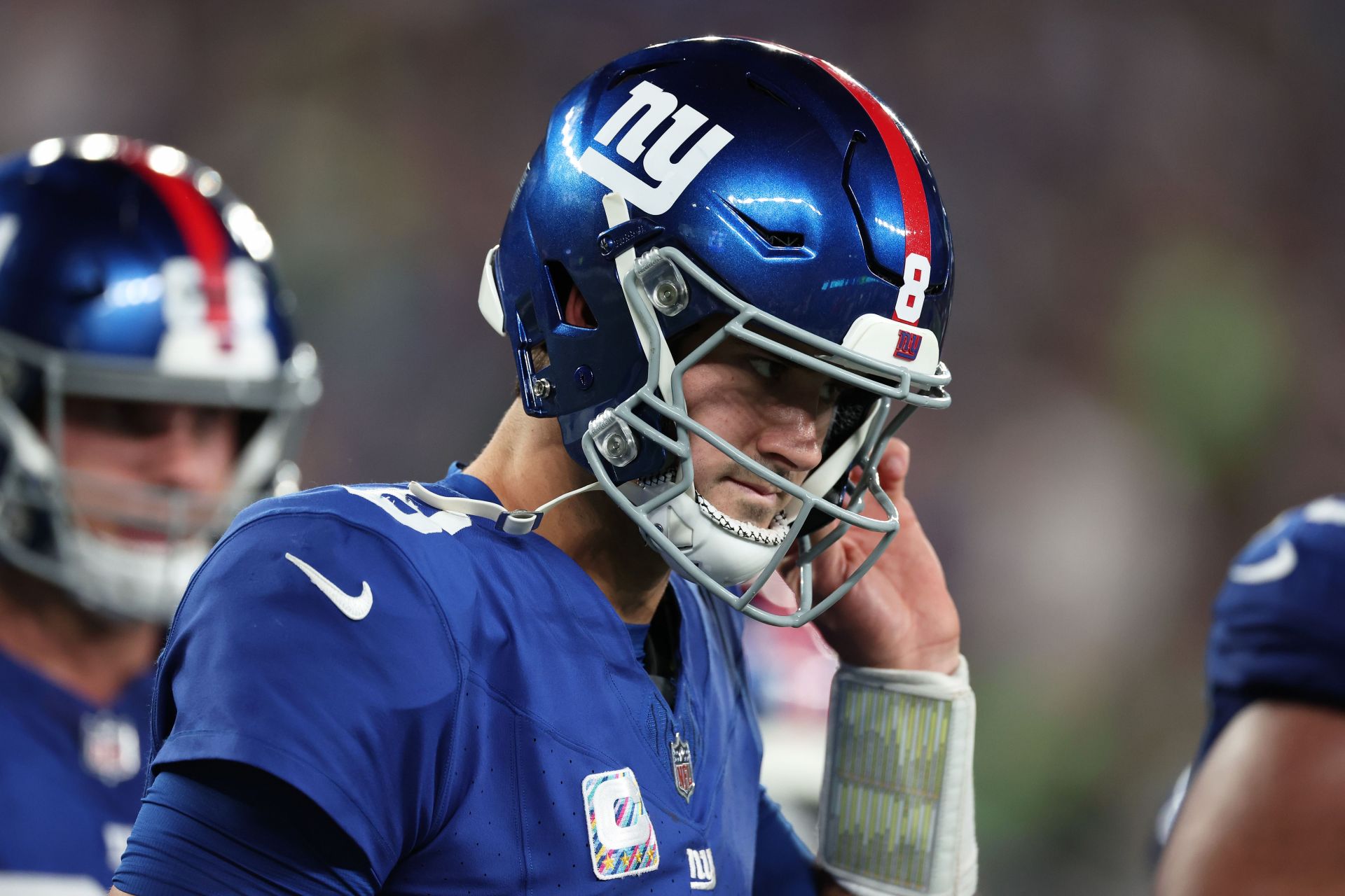 Giants Commit to Daniel Jones With a Four-Year Contract - The New