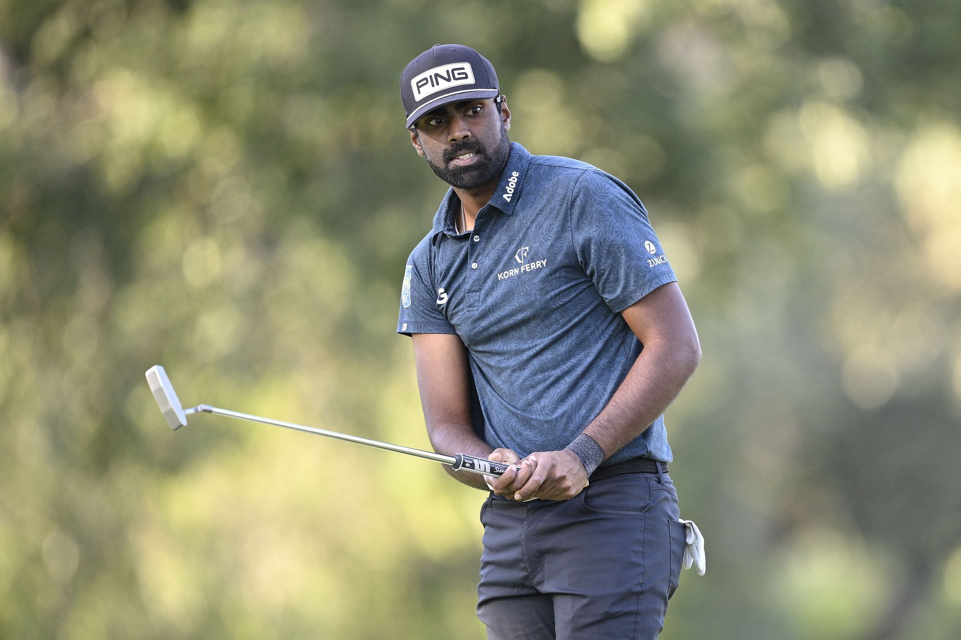 Who is Sahith Theegala's Caddie?