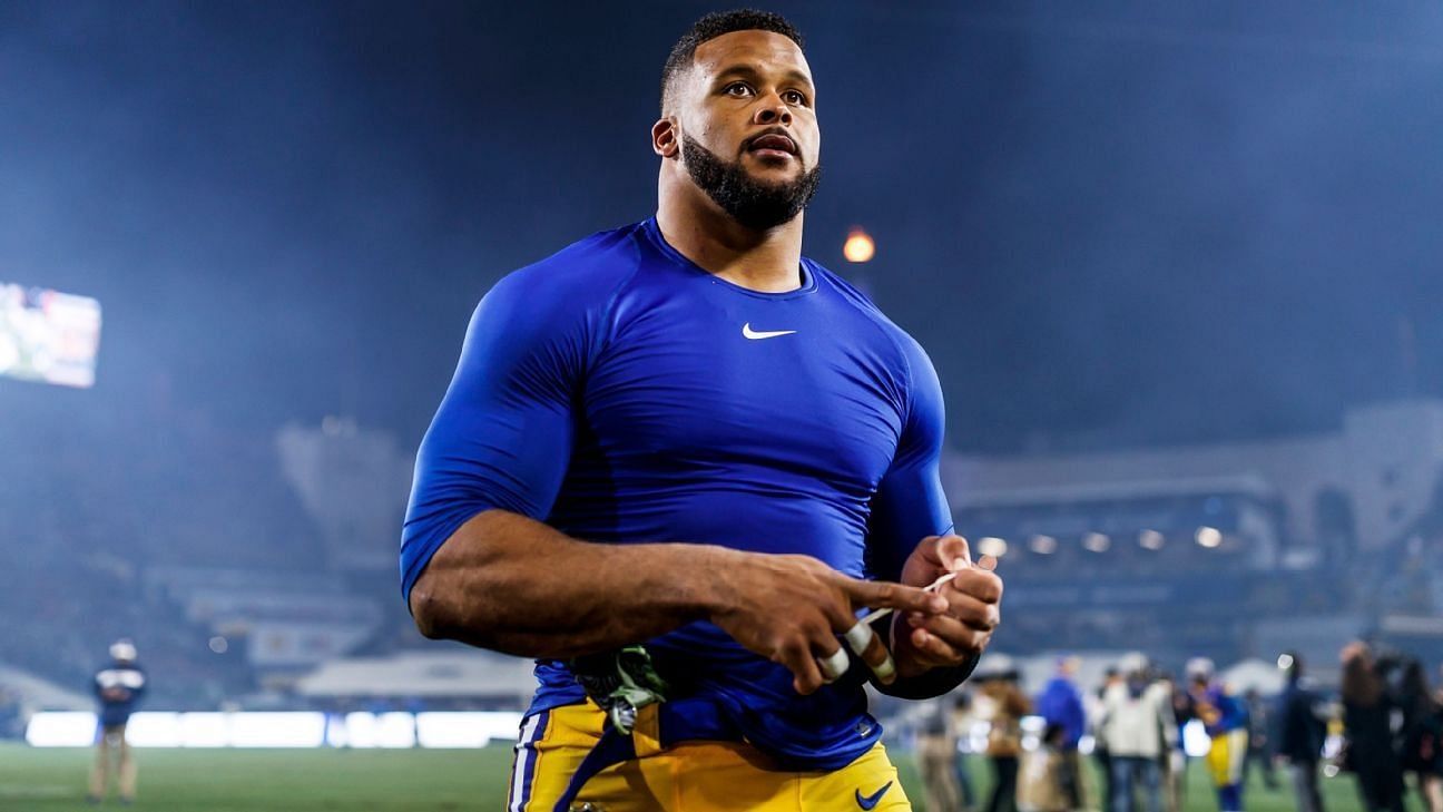 Aaron Donald (Image via Los Angeles Rams)