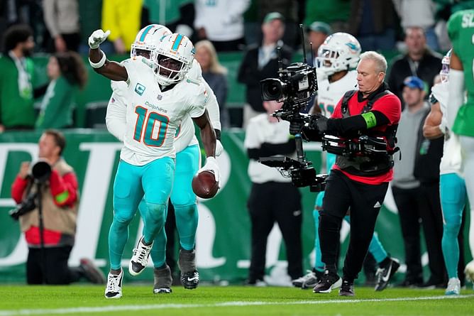 Tyreek Hill takes a swipe at NFL referees with 'little fun fact' on DPI calls