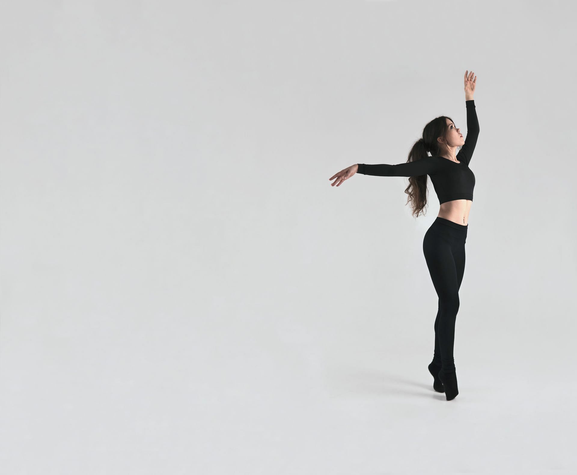 Latin dance workout (Image via Unsplash/Aliaksei)