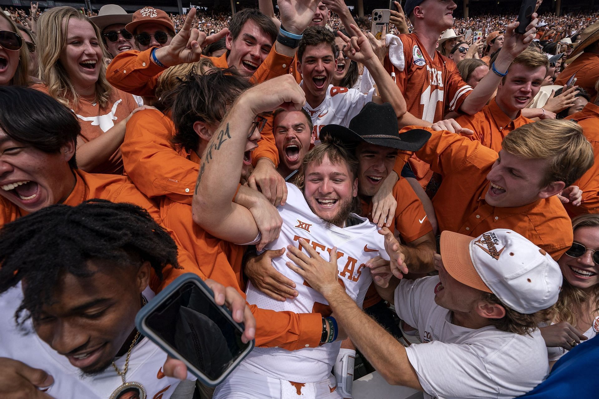 Texas quarterback Quinn Ewers 