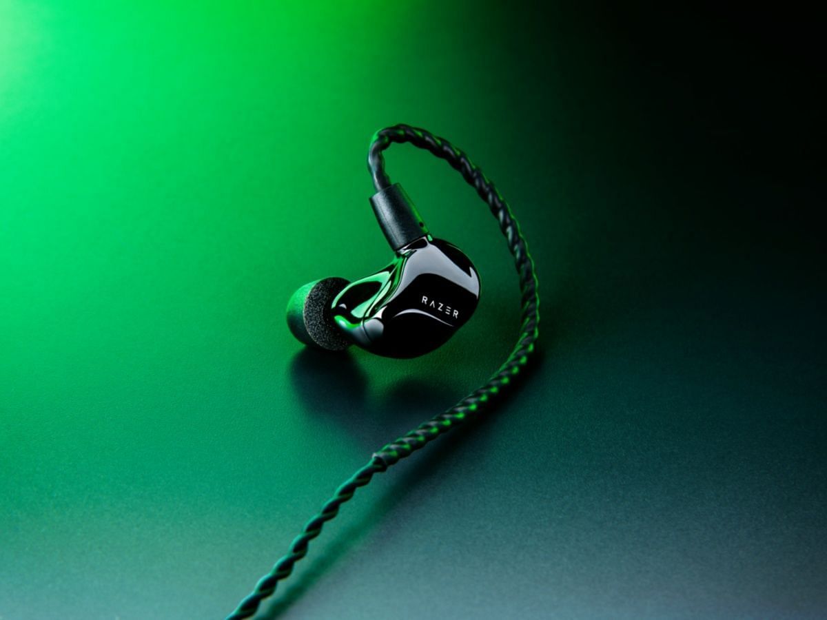 This product needs work, but it&#039;s not a bad set of streaming earbuds (Image via Razer)