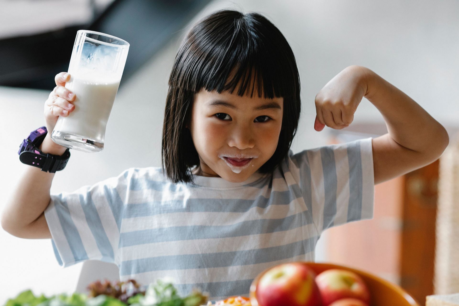 Drinks for stronger bones (image sourced via Pexels / Photo by Alex Green)