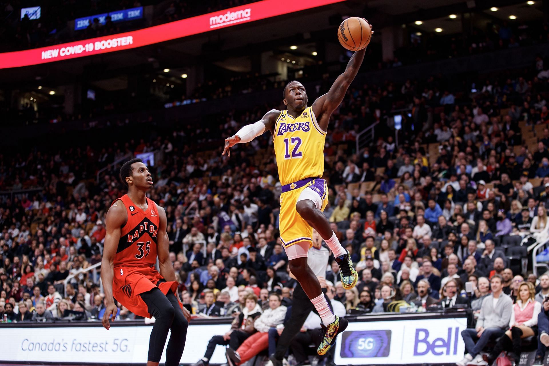 Los Angeles Lakers v Toronto Raptors