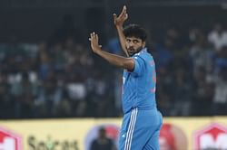 "India could have sent Shardul Thakur to bat when Rohit Sharma got out" - Ashish Nehra after IND vs PAK 2023 World Cup