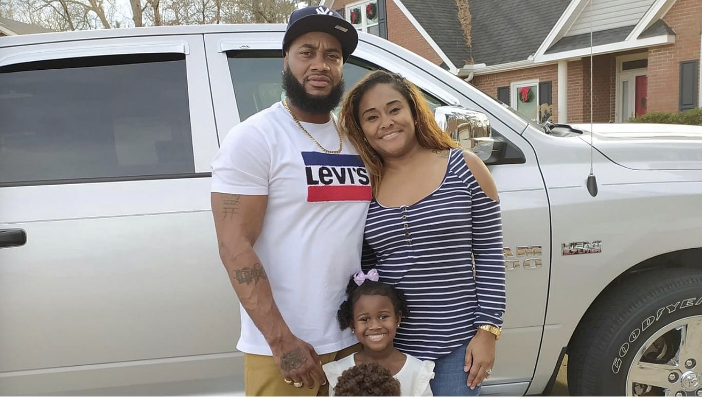 Netizens contribute to the fundraiser as Stephen Clay Perkins in Alabama passes away after a fatal shooting. (Image via GoFundMe)