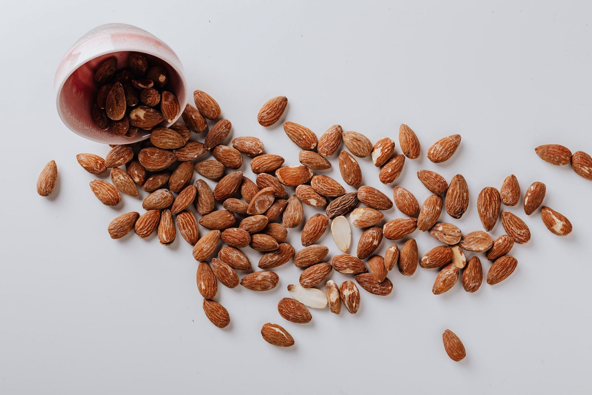 Adding almonds to your menopause it (image sourced via Pexels / Photo by Karolina)