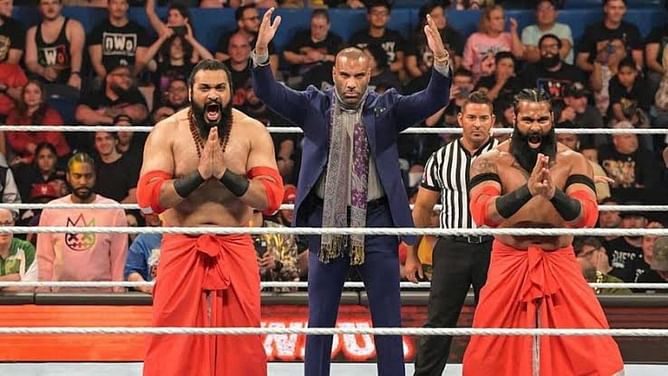 WWE में मौजूद 3 बड़े ग्रुप्स जिनके लीडर को सबसे कमजोर दिखाया जाता है