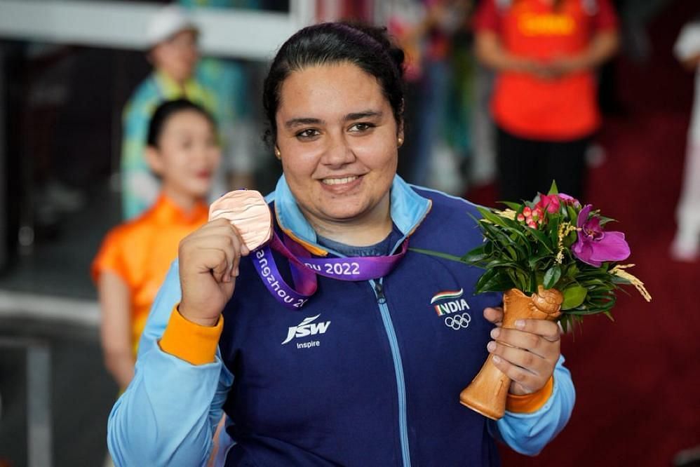 Kiran Baliyan with her bronze medal, Image Courtesy- Twitter