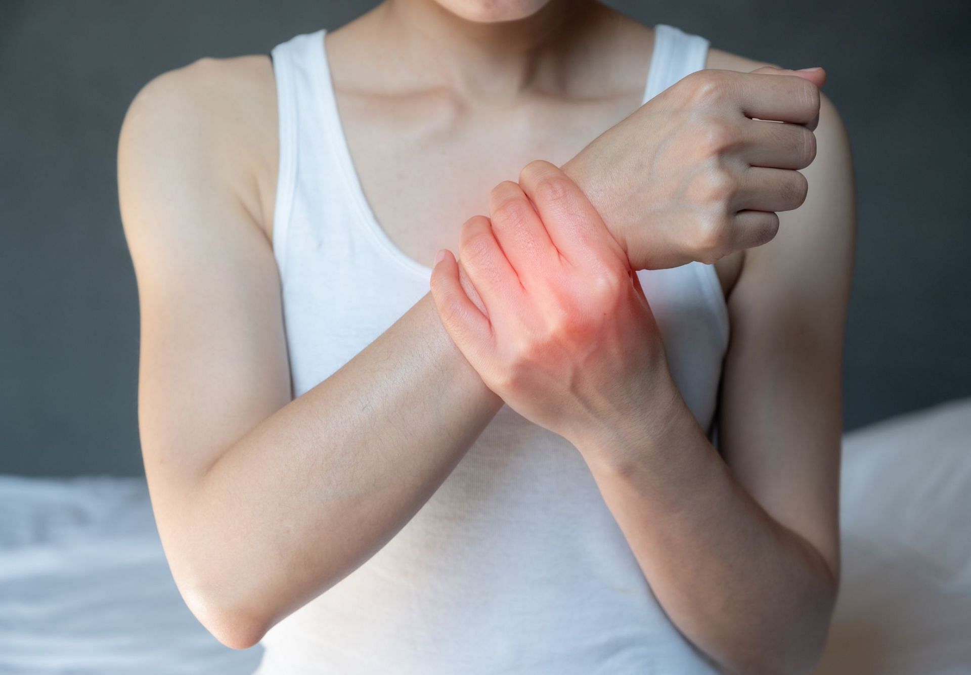 Wrist injuries (Image via Getty Images/Boy_Anupong)