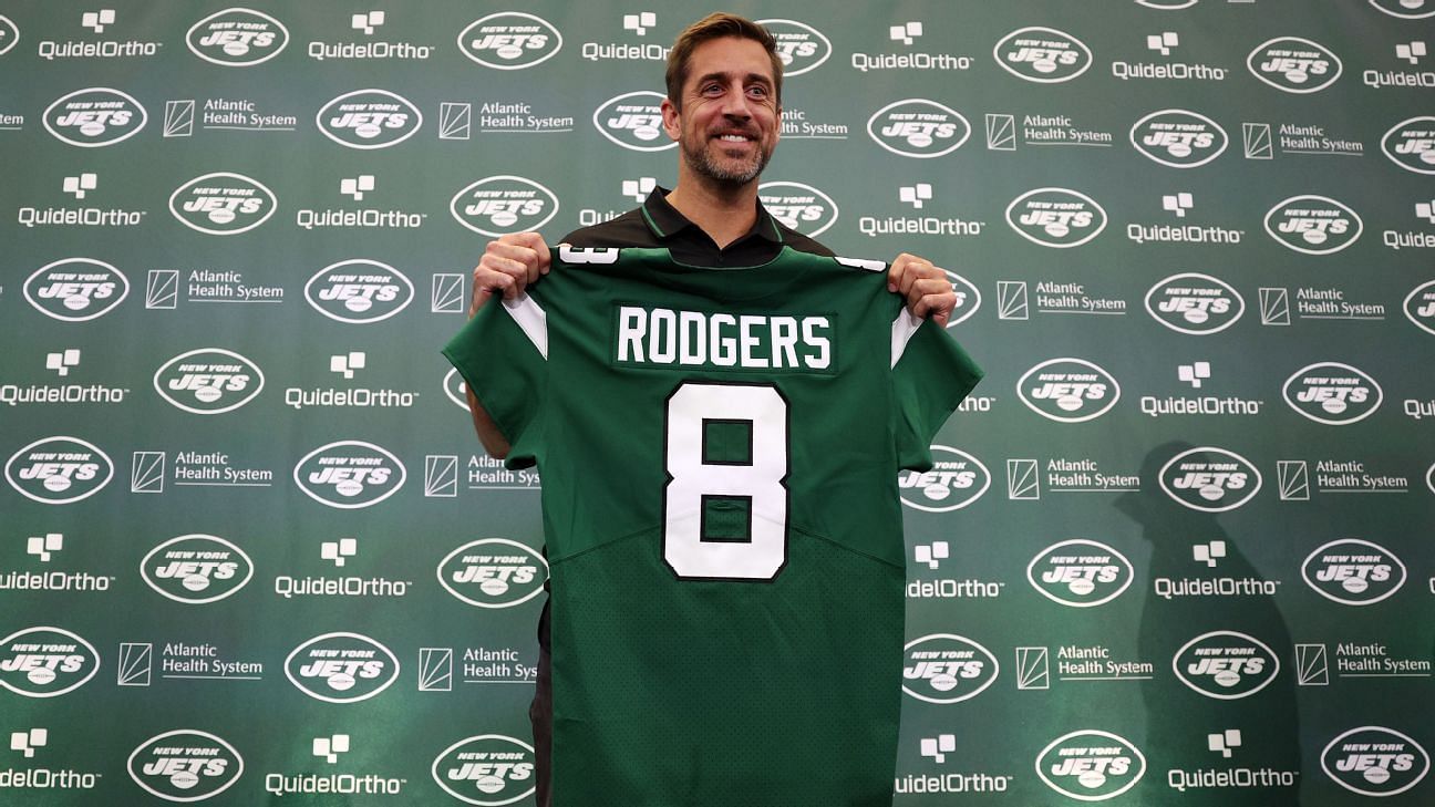 Can Aaron Rodgers come back this season? Injury expert highlights surprising timeline for Jets QB