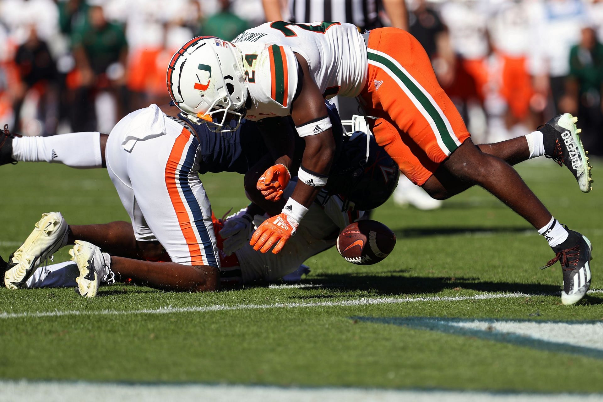 How to watch on sale the miami hurricanes game