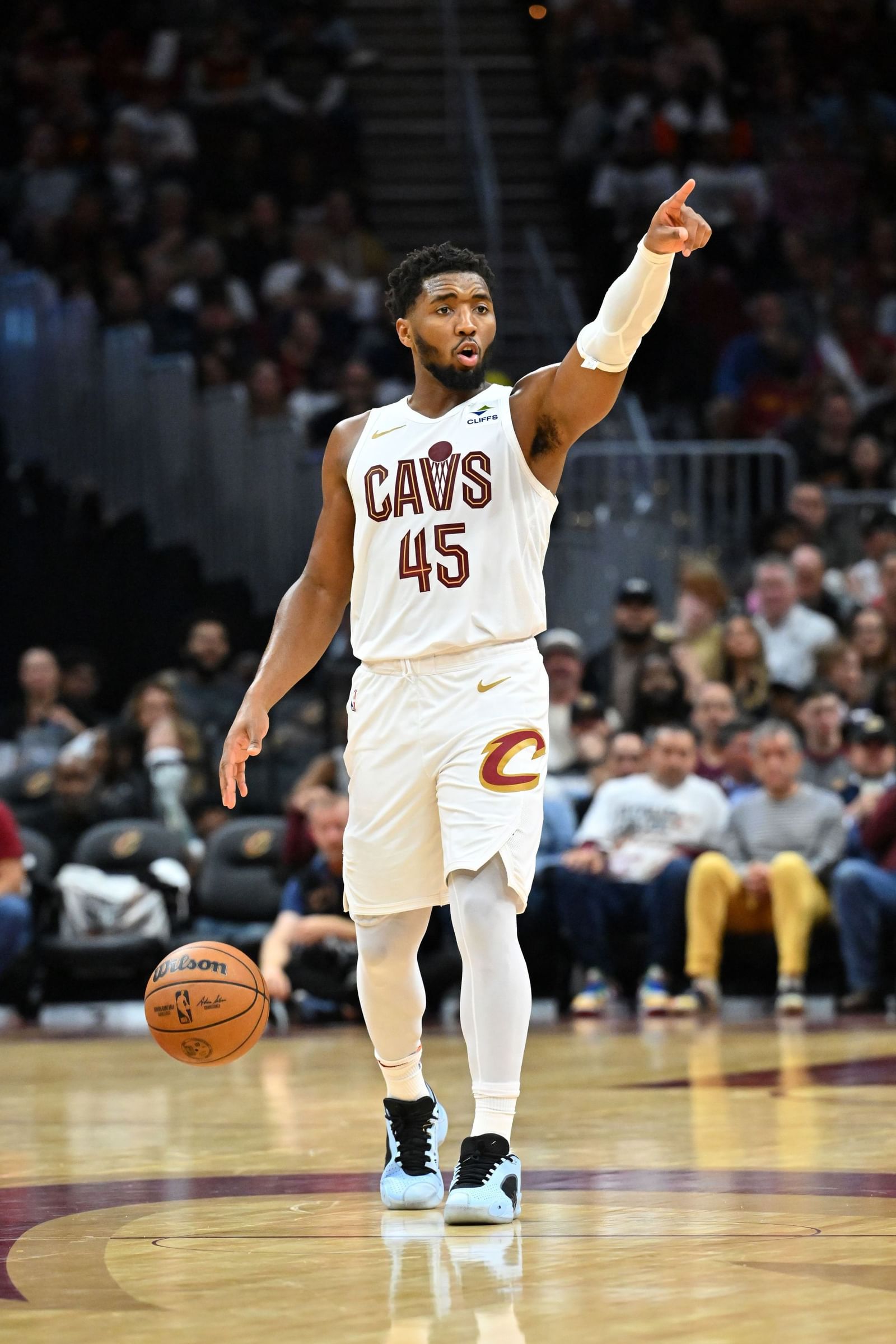 Donovan Mitchell Salary, Contract Terms, Earnings per minute and much more