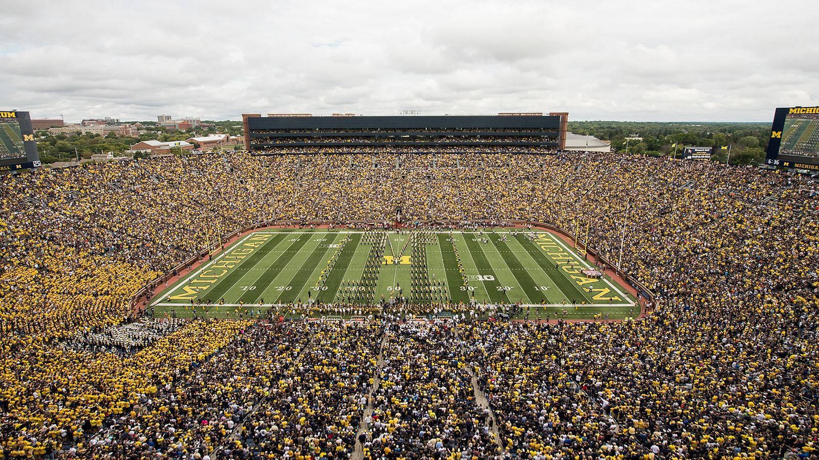 Is the Michigan Stadium the biggest in college football? Exploring Ann