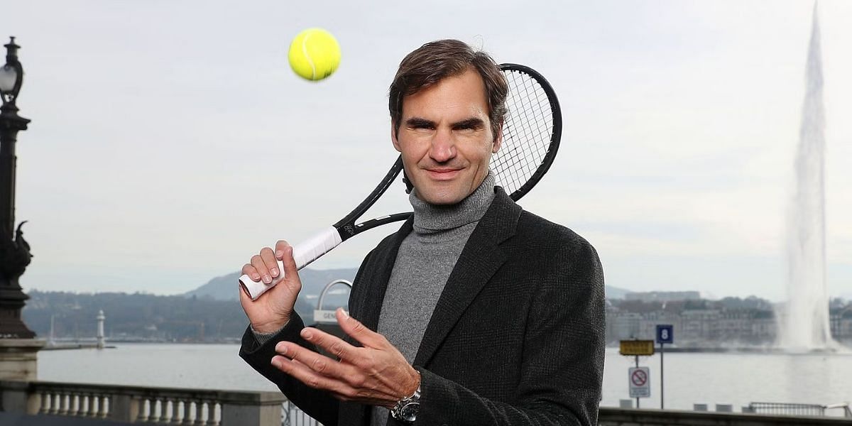 Roger Federer touches down in Shanghai