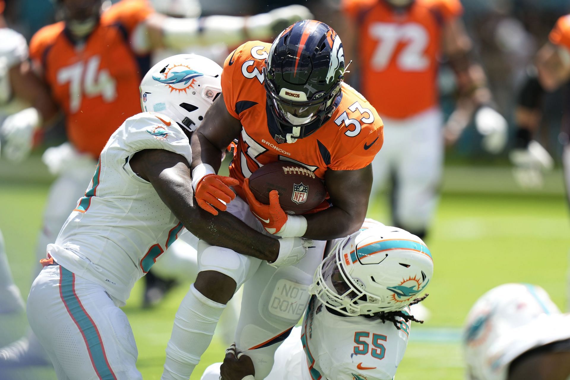 Javonte Williams injury status: Broncos RB officially active for Week 17 vs.  Chargers - DraftKings Network