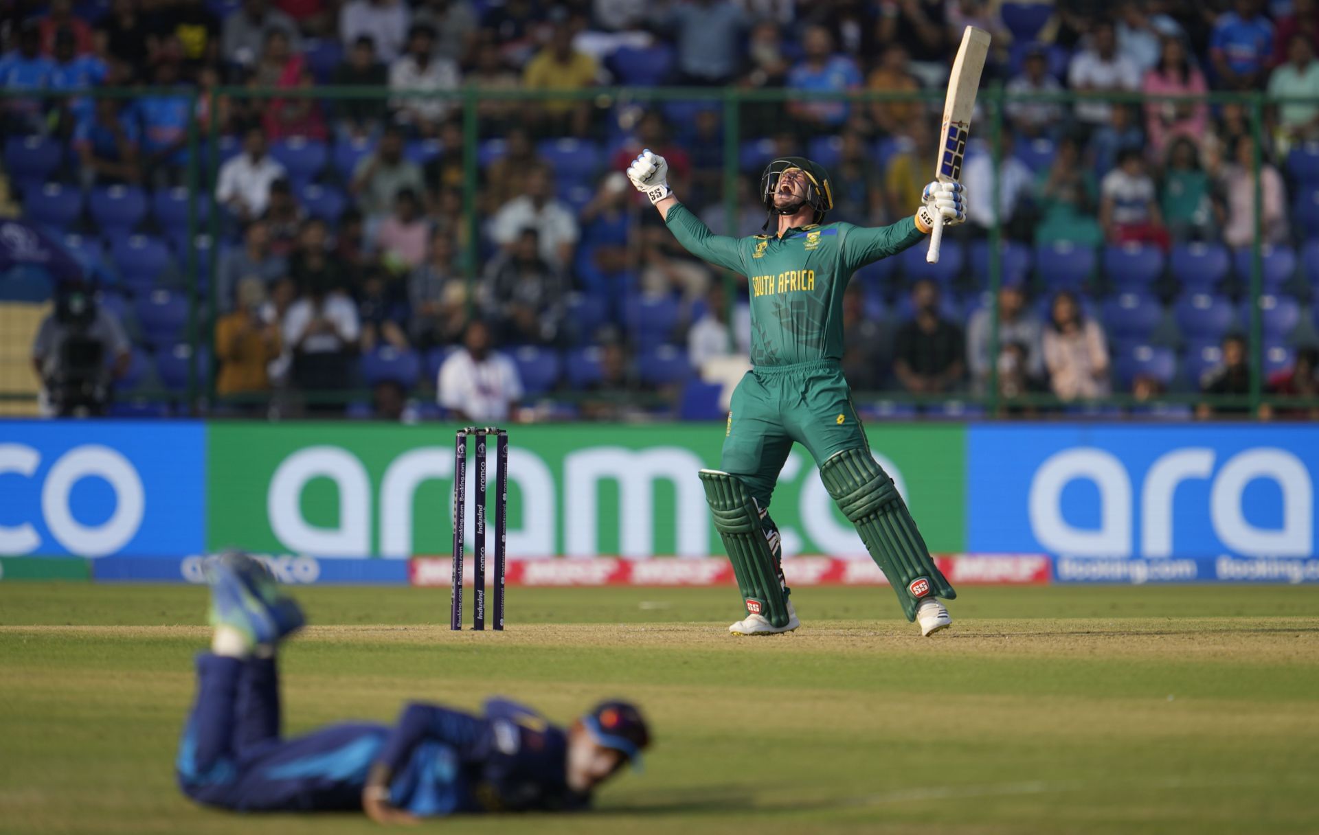 Quinton de Kock celebrating his century against Sri Lanka.