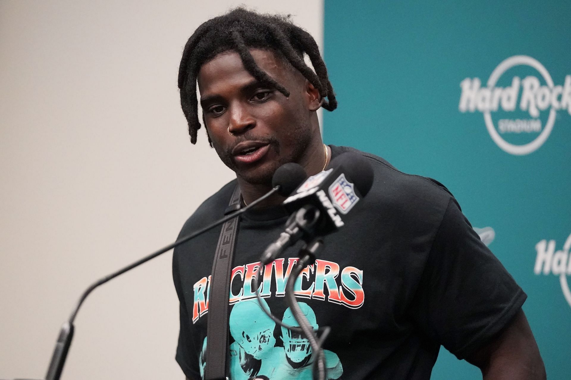Tyreek Hill injury update: Latest on Dolphins WR for Week 7 fantasy ...