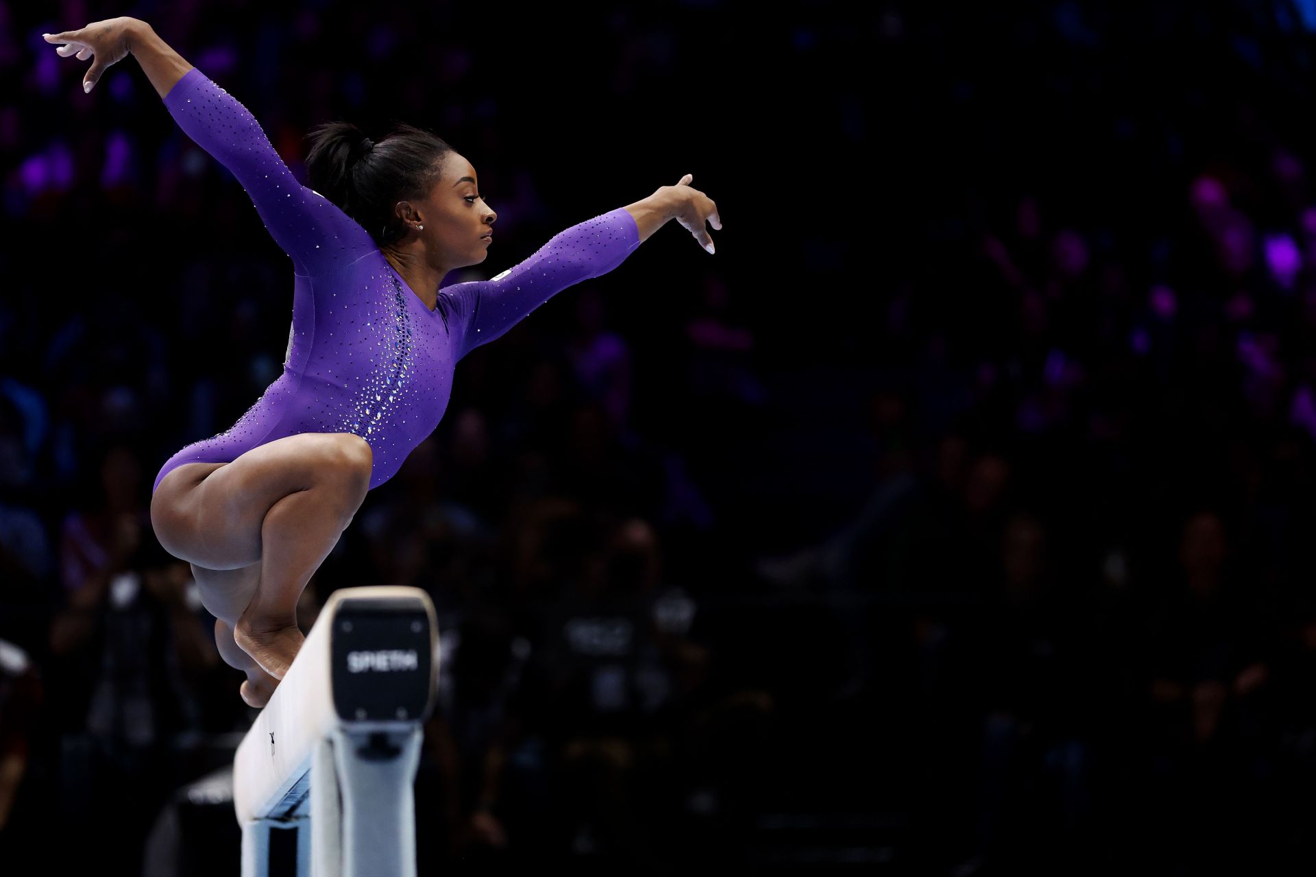 Simone Biles performs her Beam routine during the Women&#039;s Beam final during the 2023 World Artistic Gymnastics Championships in Antwerp, Belgium