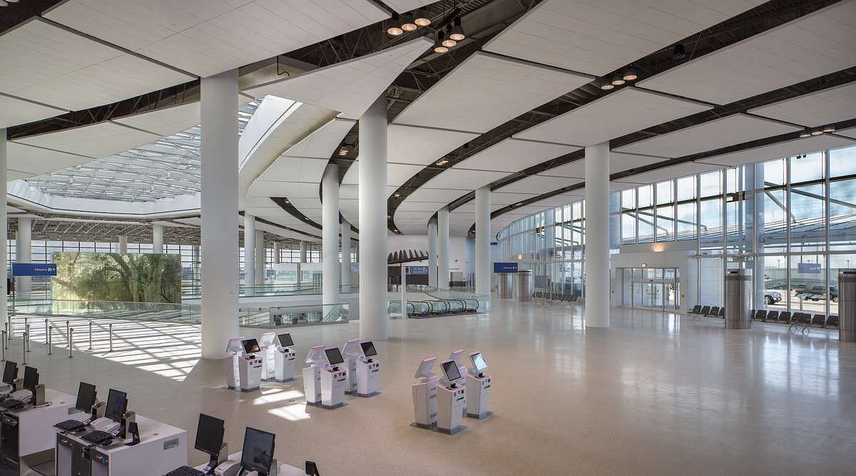 Louis Armstrong New Orleans International Airport