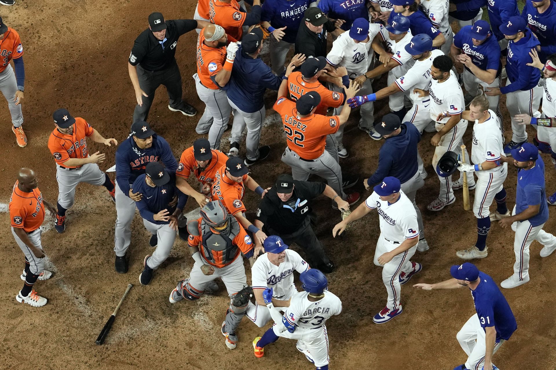 Bryan Abreu hit Adolis Garcia, benches cleared