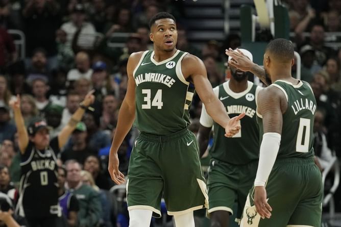 "It's the ultimate respect": Damian Lillard felt honored when Giannis Antetokounmpo urged him to take over