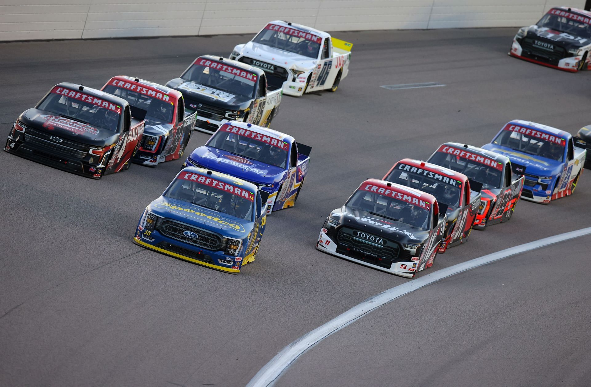 NASCAR Craftsman Truck Series Heart of America 200