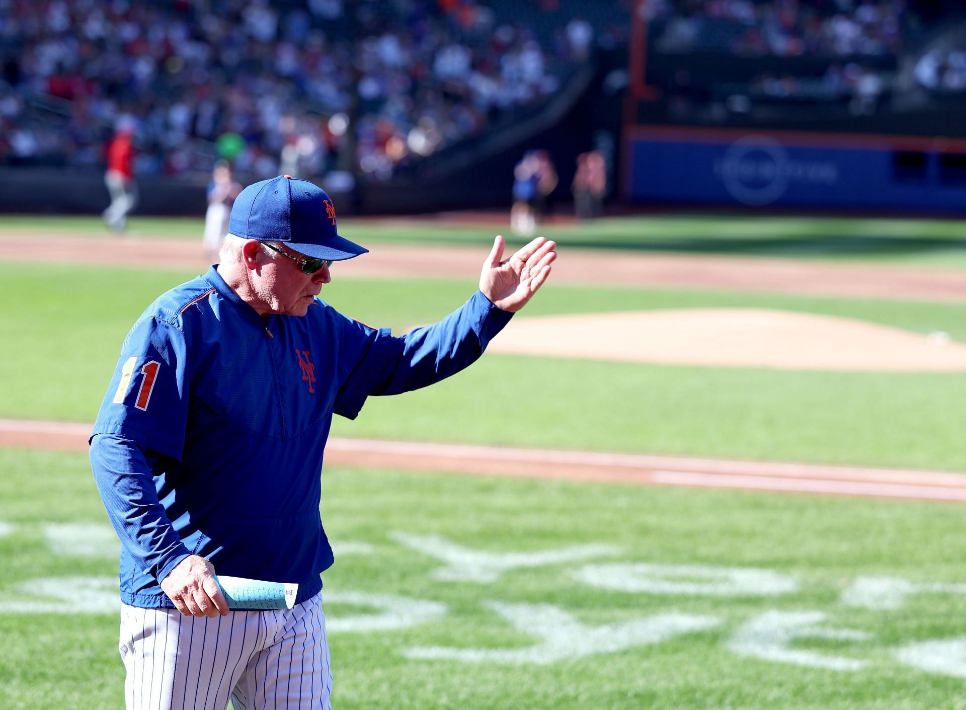 Buck Showalter is a candidate for the Angels job