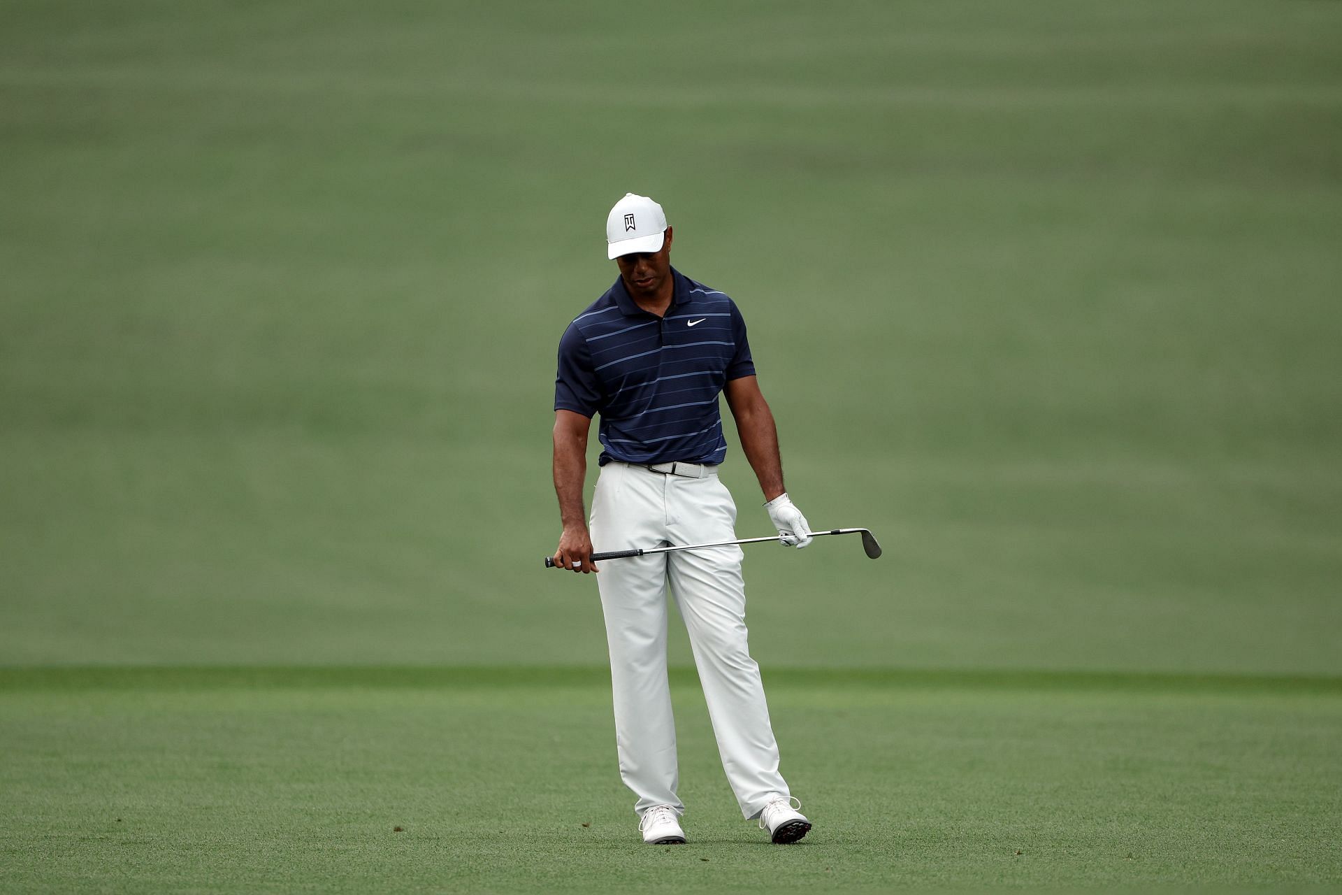 4 golfers including Tiger Woods who can fill the vacant 20th spot in ...