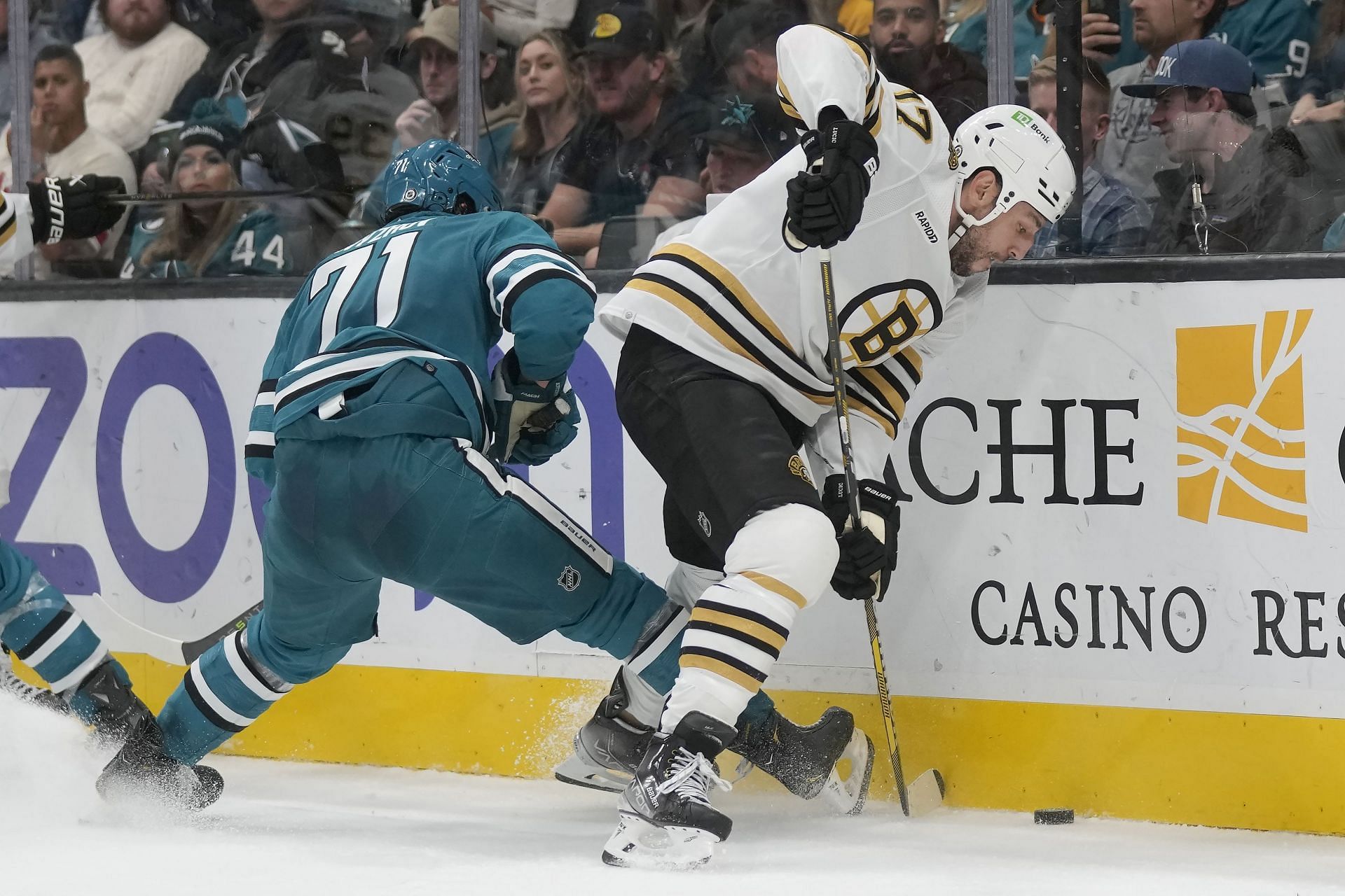 NHL Fantasy: Milan Lucic is dealing with an ankle injury